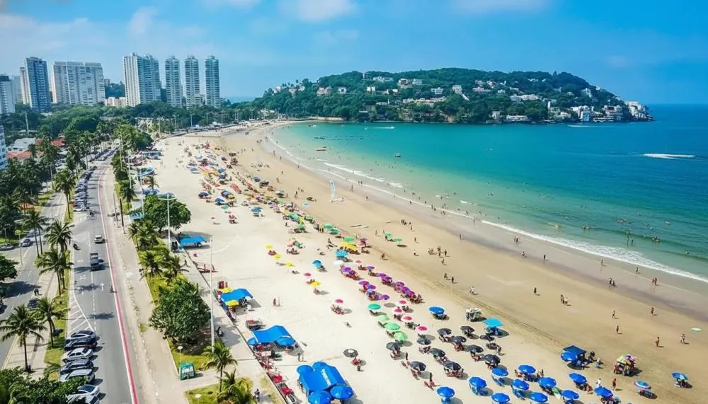 GUARUJÁ SE CONSOLIDA COMO UM DOS DESTINOS MAIS PROCURADOS DO VERÃO BRASILEIRO